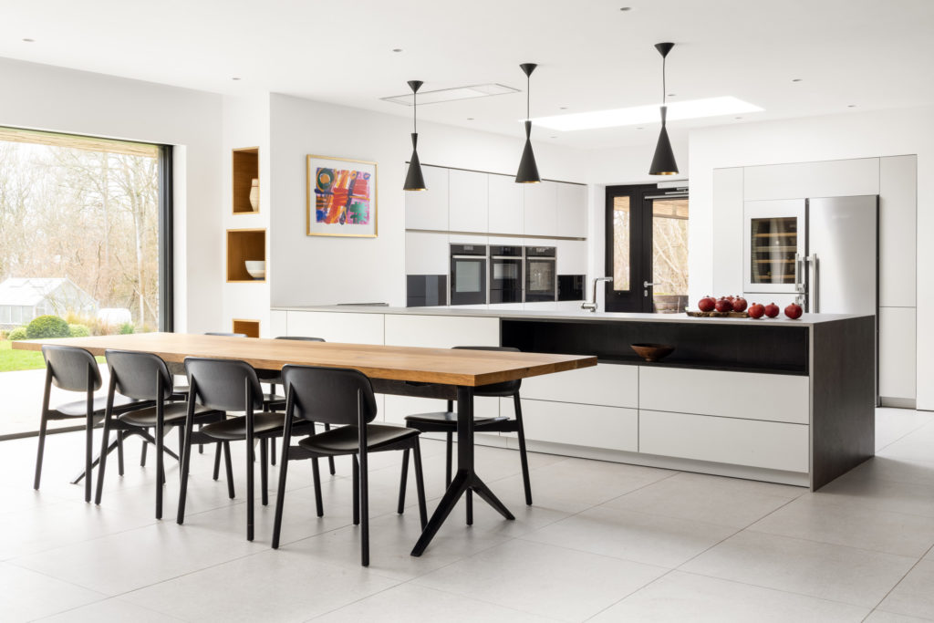 contemporary bespoke kitchen | The Myers Touch