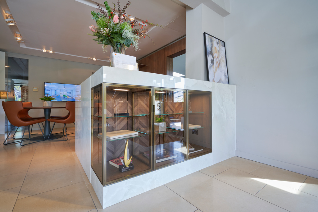 SLX Glass Display Cabinets | The Myers Touch