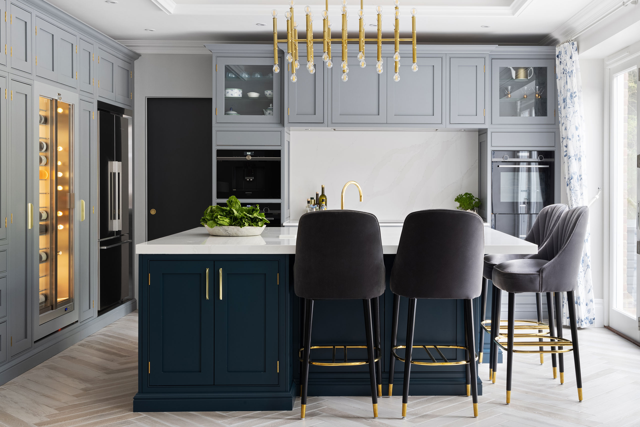Timeless Shaker Ascot Kitchen front on| The Myers Touch