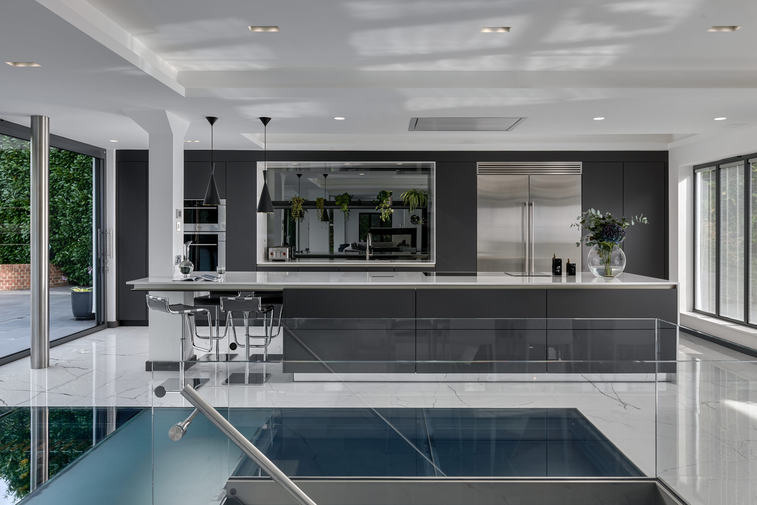 Modern Open Plan Kitchen in Hampshire Straight on view | Inside looking out | The Myers Touch