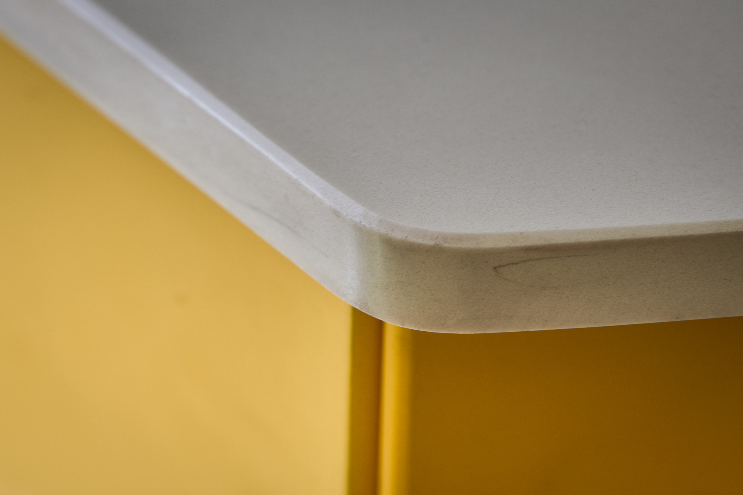 Clean and colourful Kitchen Worktop Mitre edge detail | The Myers Touch